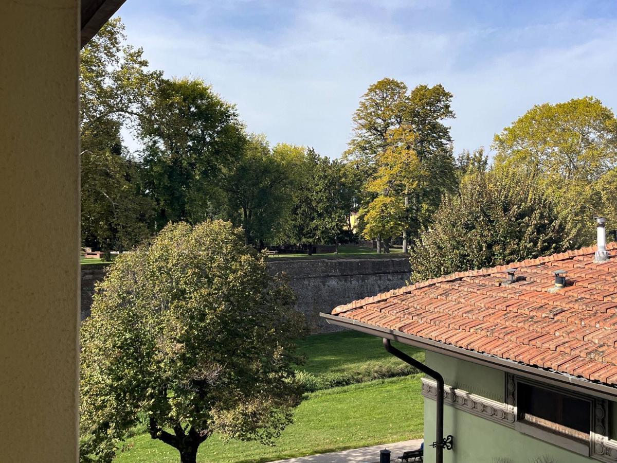 Mura Di Lucca Elegant Penthouse With Balcony Daire Dış mekan fotoğraf
